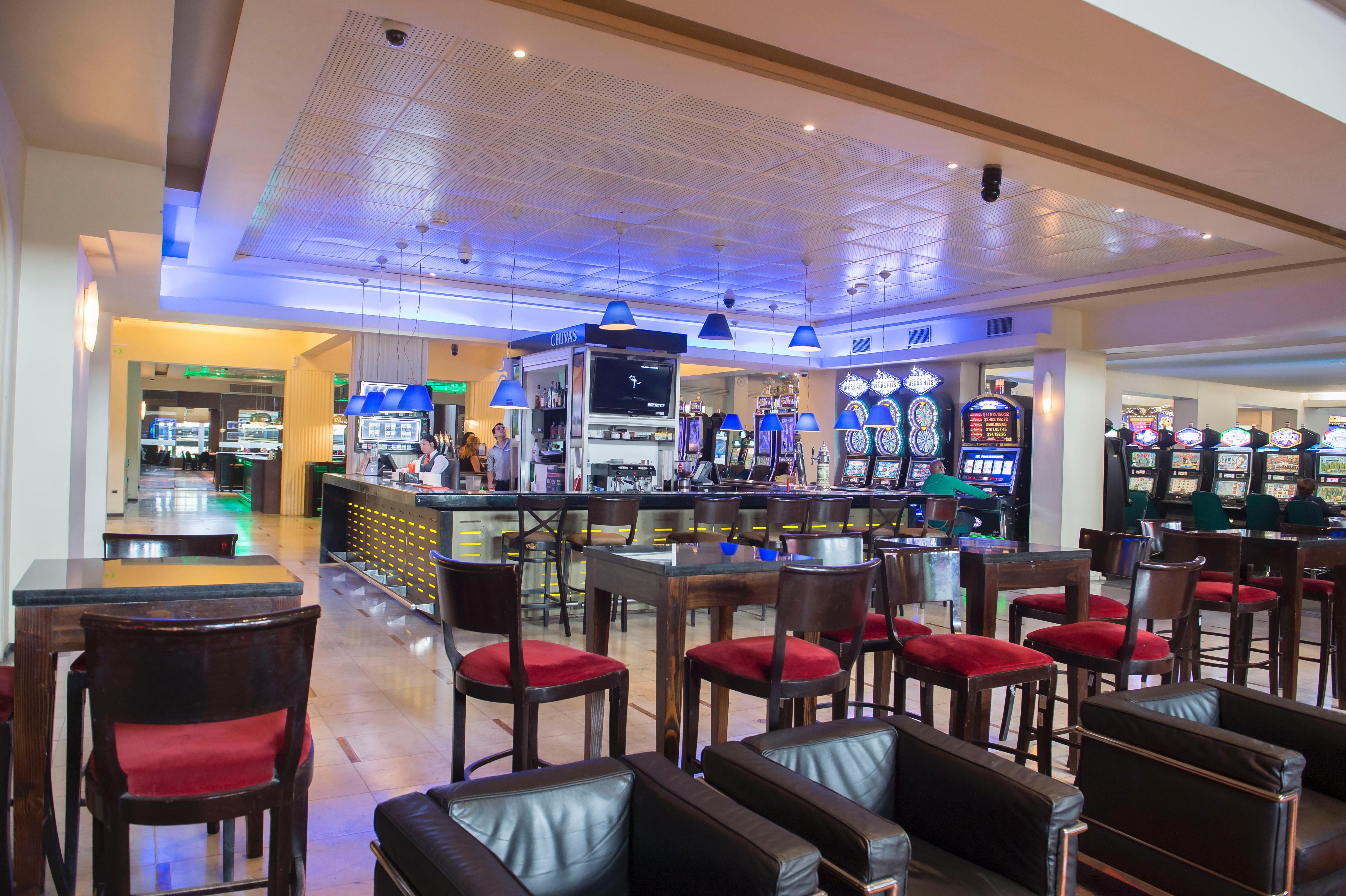 Hotel Enjoy Vina Del Mar Zewnętrze zdjęcie The bar at the airport