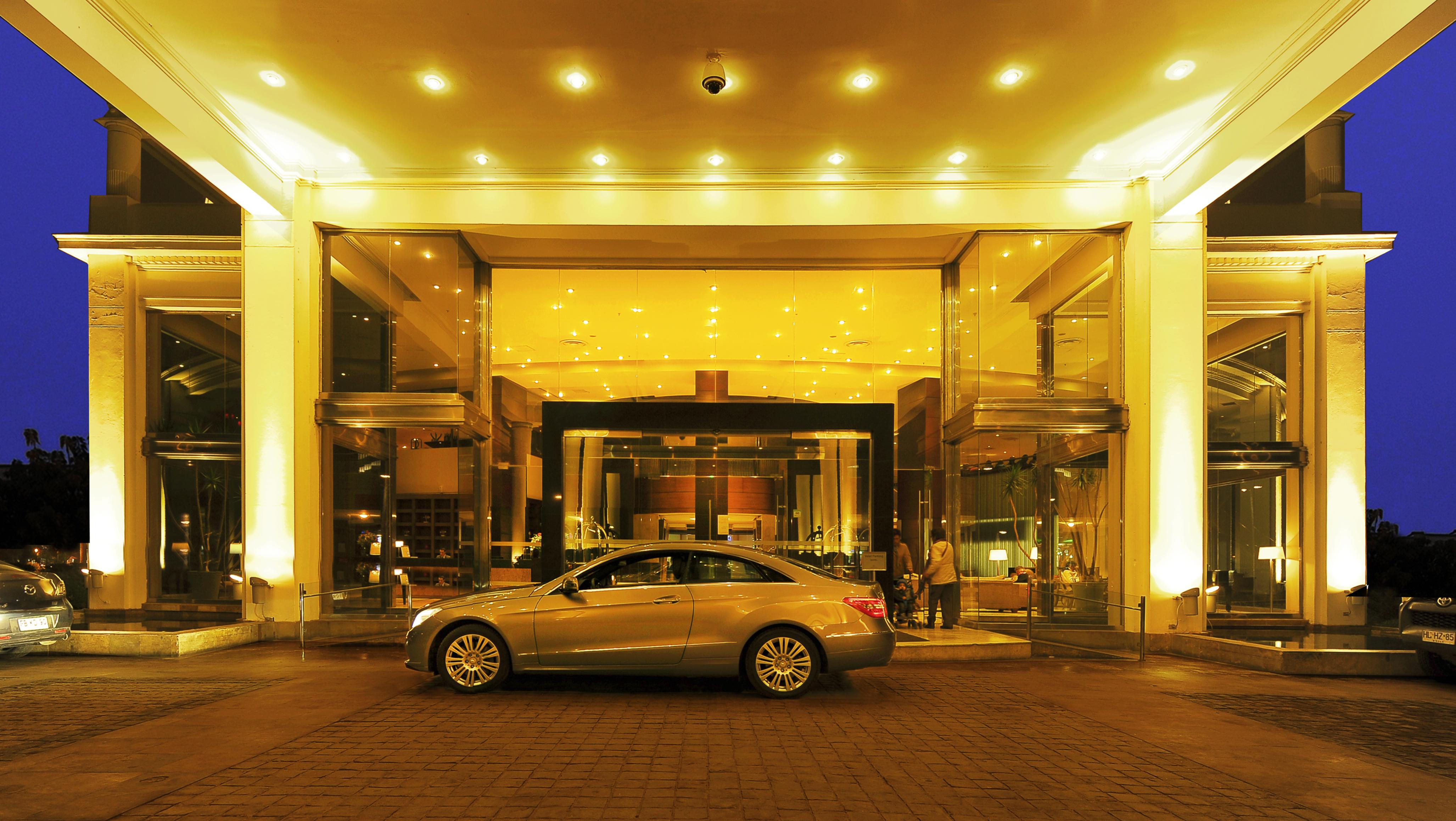 Hotel Enjoy Vina Del Mar Zewnętrze zdjęcie The entrance of the hotel