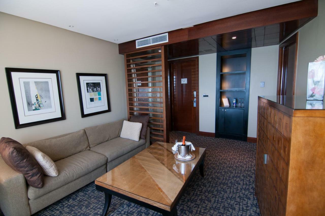 Hotel Enjoy Vina Del Mar Zewnętrze zdjęcie A suite at the Fairmont