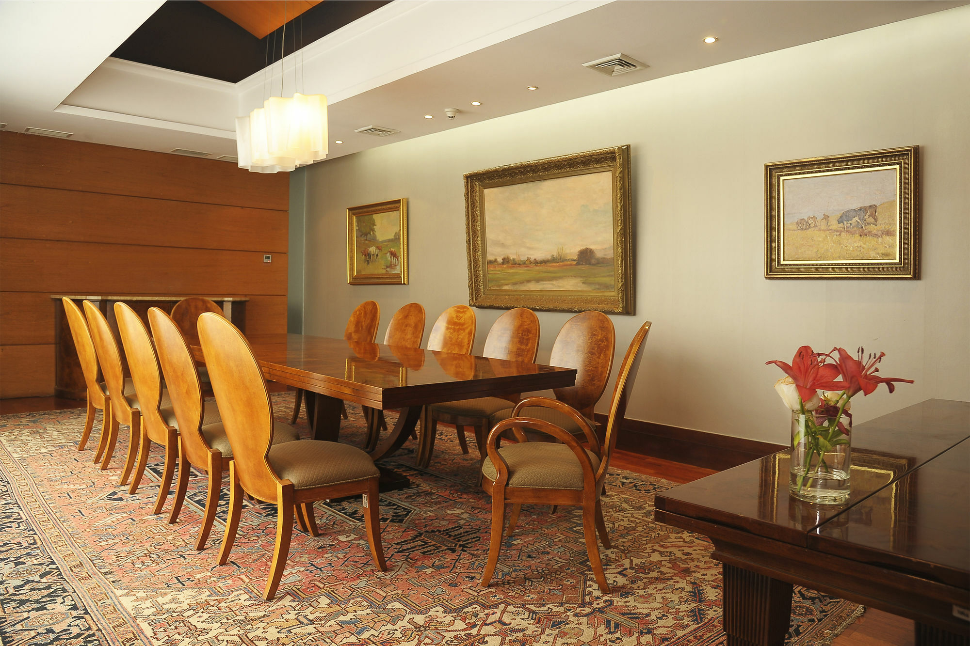 Hotel Enjoy Vina Del Mar Zewnętrze zdjęcie A meeting room at the National Museum of Natural History
